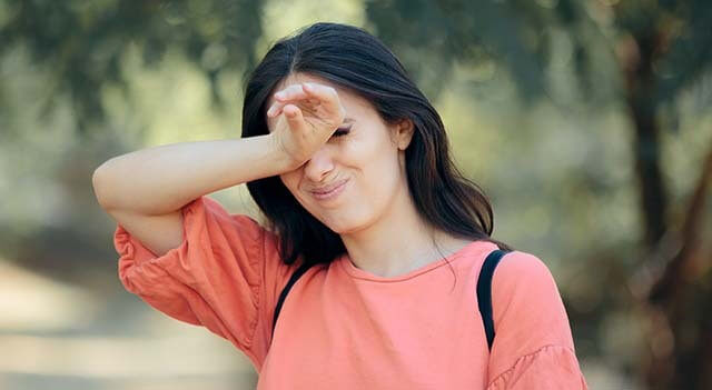 itchy eyes covid 640x350.jpg